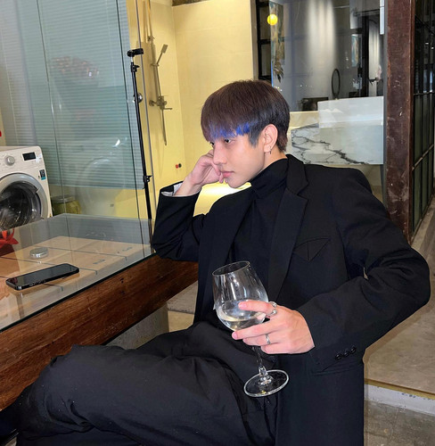 krisnhi97 1666795453 2957617091785971568 4154643946.jpg