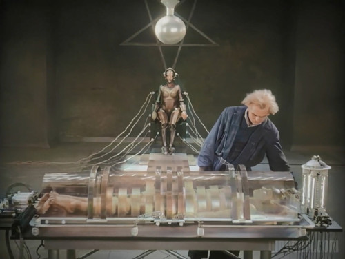 Metropolis FULL HD 03.jpg