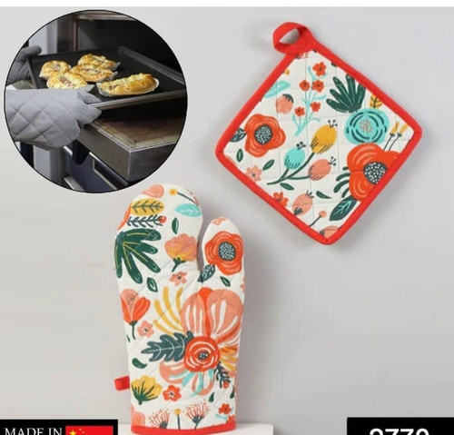 OVEN GLOVES.jpg