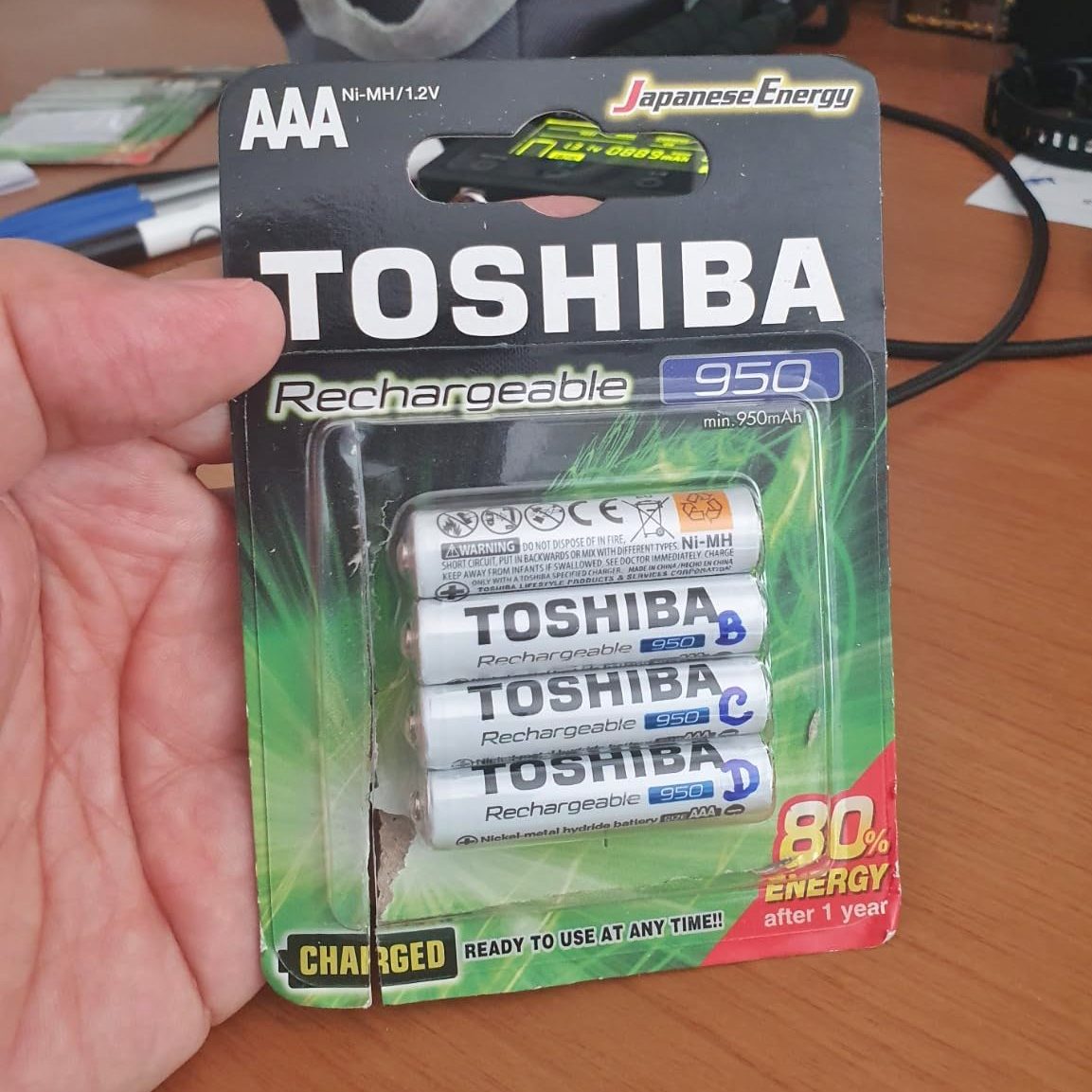Pilha Recarregável AAA 1,2V 950mAh TNH3GAE TOSHIBA (Cartela com 4 unid.)