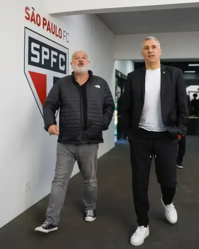 Belmonte cobra reforços e revela desejo de um elenco forte no São Paulo para a temporada