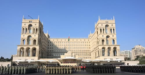 13945108322228357818?url=https%3A%2F%2Fwww.baki xeber.com%2Fmedia%2F2025%2F11%2F12%2Fparad11.jpg%3Fv.jpg