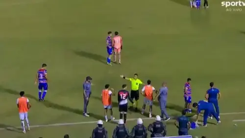 São Paulo reage e emite nota de repúdio após acusações de racismo em jogo do Sub-20