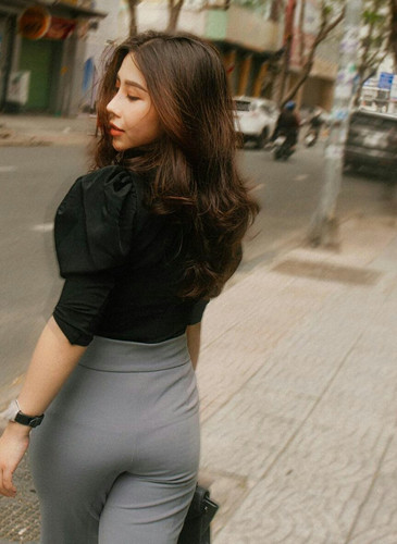 le.nguyen.aka.nino 2 CHfYjumph40 1.jpg