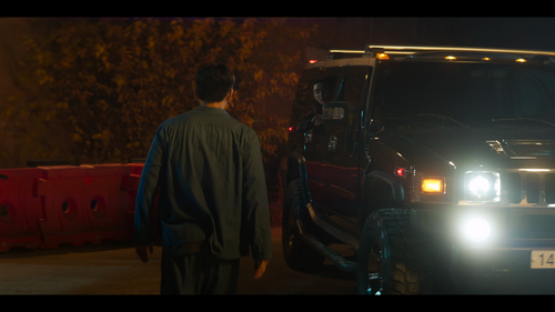 The.Manipulated.S01E05.Episode.5.2160p.Disney+.WEB DL.DDP.5.1.HDR10.H.265 CHDWEB.mkv 20251114 095456.png