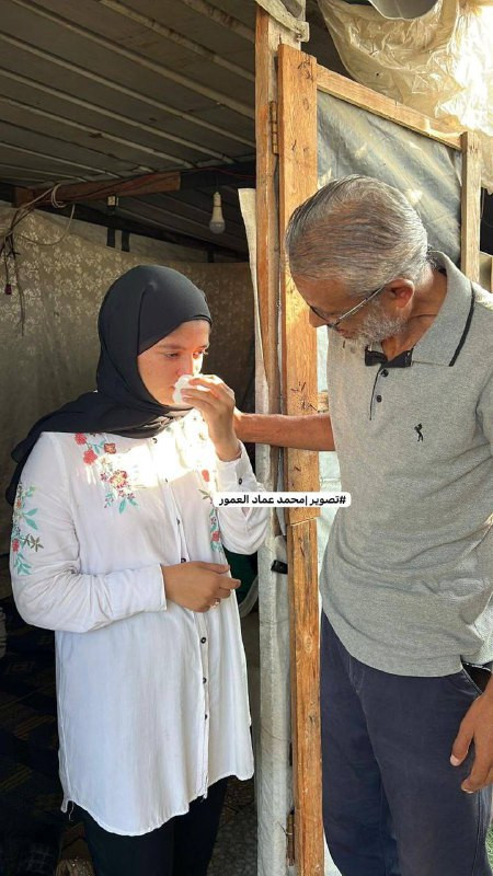 الطالبة شذا حسام المصري، ابنة الشهيد الصحفي حسام المصري، تتفوق في الثانوية العامة بمعدل 92.3%....