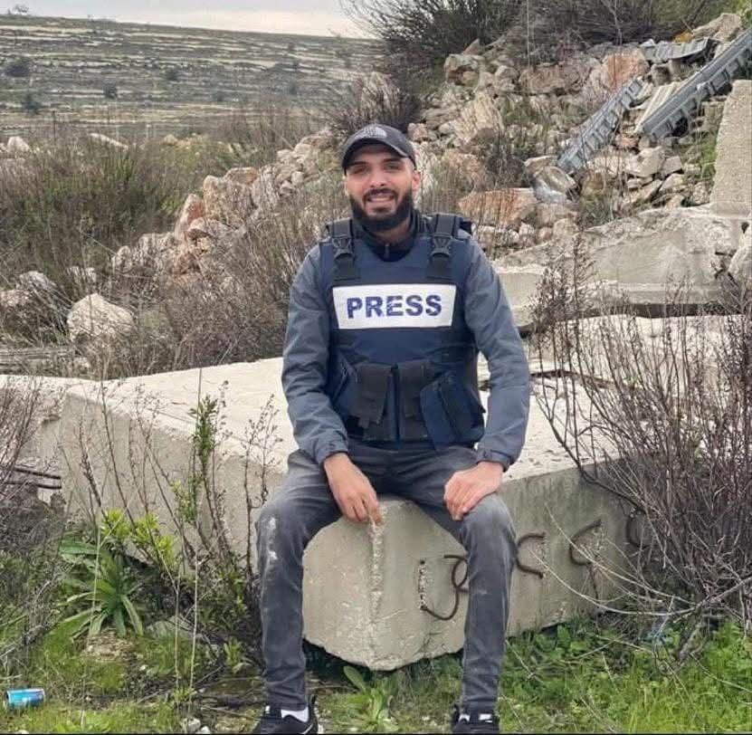 كان من المقرر أن يعانق الحرية اليوم، لكن الاحتلال يقتحم ويحول المصور الصحفي ماهر هارون من مخيم الأمعري للاعتقال الإداري لمدة 6 أشهر، علما بأنه معتقل م...