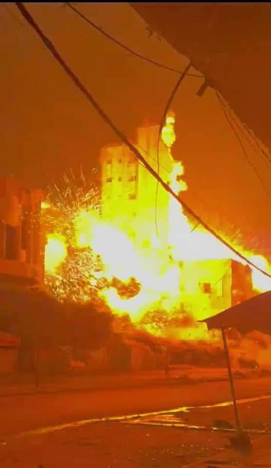 غارات عنيفة على قطاع غزة الآن...