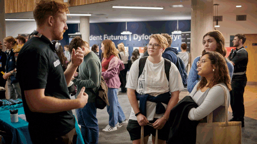  CUW0778Screen 1920 x Pro sRGB Jpg .gif