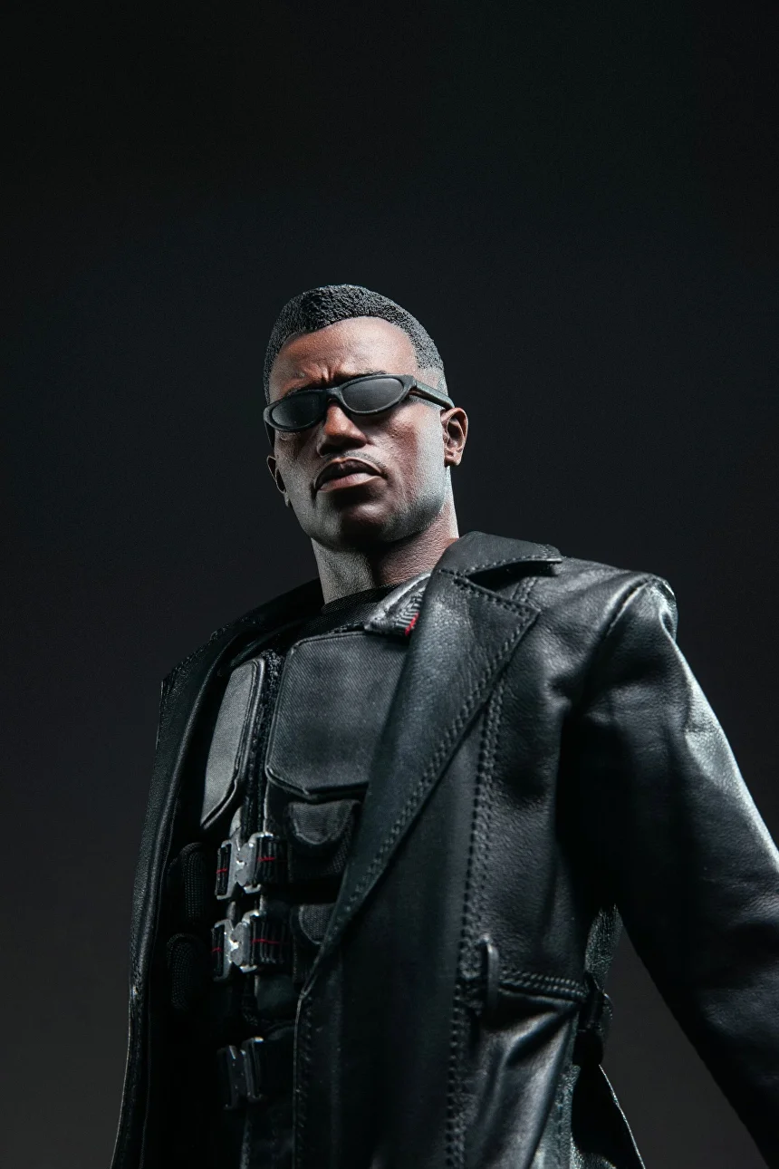 Blade’s Legacy Reimagined: The Daywalker Collectible Revealed Blade’s Legacy Reimagined: The Daywalker Collectible Revealed