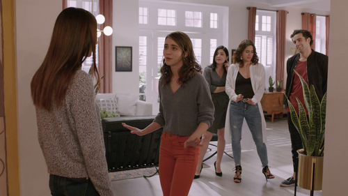 De.Brutas.Nada.S01E01.El.Roomie.1080p.REPACK.AMZN.WEB DL.DDP5.1.H.264 WELP.thumb 03.png