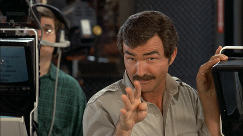 Switching.Channels.1988.1080p.AMZN.WEB DL.DDP2.0.H.264 Amarena21.thumb 02.png