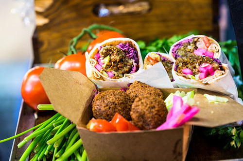 Moshe's Falafel Signature.jpg