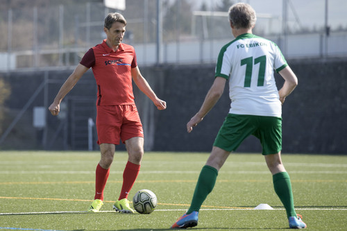 mme 20220326 walking football 0399 Kopie.jpg