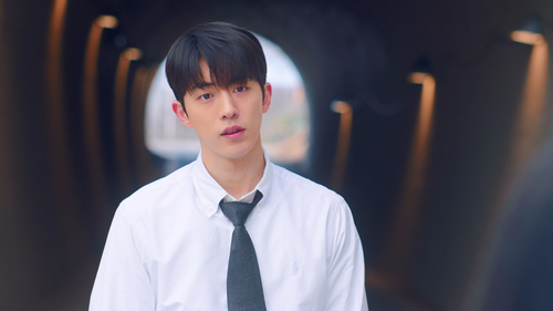 Twenty.Five.Twenty.One.S01E16.1080p.NF.WEB DL.DDP2.0.x264 GeTrEKT.mkv snapshot 00.23.51 [2022.04.03 .png