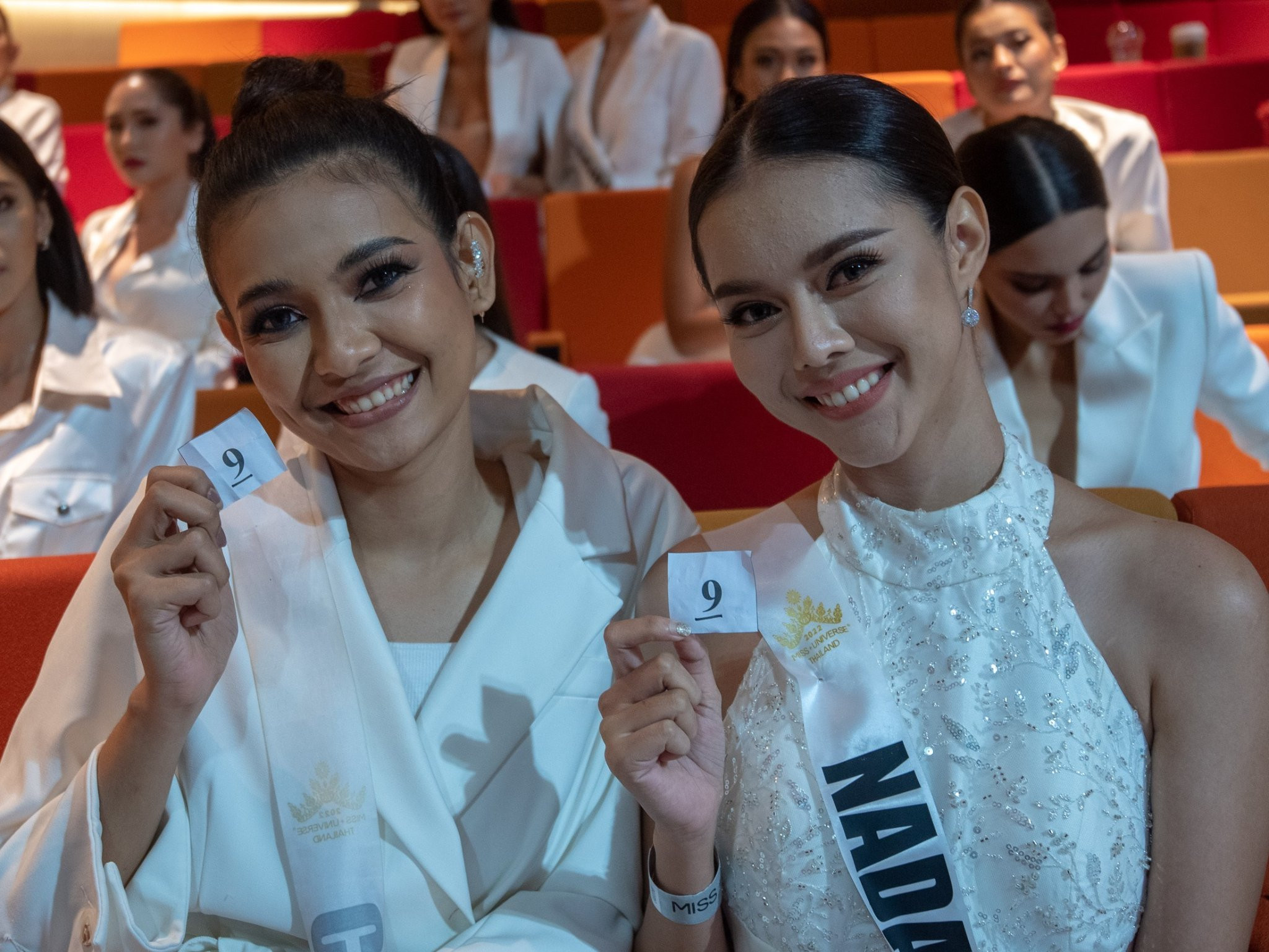 finalistas de miss universe thailand 2022: top 30. final: 30 july. - Página 13 OulYqF