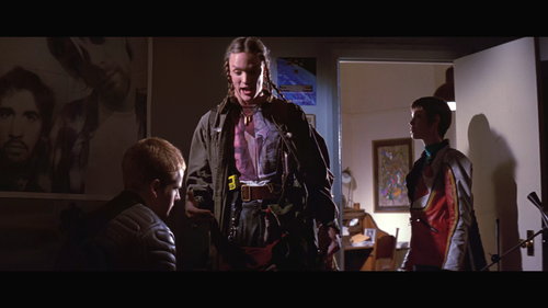 Hackers.1995.BluRay.REMUX.1080p.AVC.DTS HD.MA5.1 HDS.mkv 20220914 163356.307.png
