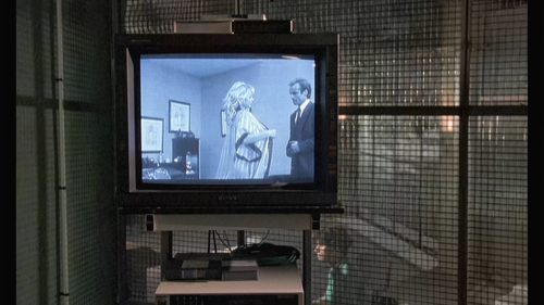 La.totale!.1991.BluRay.REMUX.1080p.AVC.DTS HD.MA2.0 HDS.mkv 20220913 212532.980.png