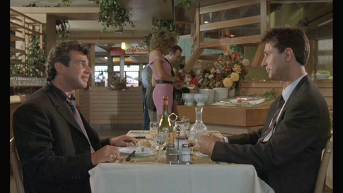 La.totale!.1991.BluRay.REMUX.1080p.AVC.DTS HD.MA2.0 HDS.mkv 20220913 212534.932.png