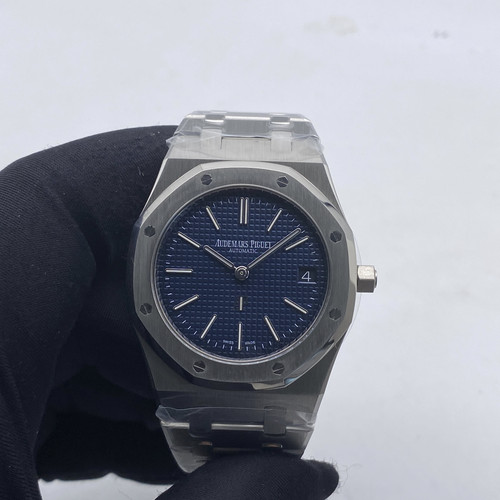 08879768 A923 4048 AFD8 B64C69CD040C.jpg