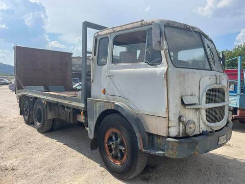 Fiat 682 carrellone 3.jpg