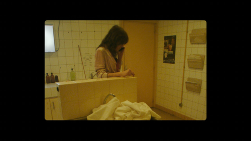 Lux.Aeterna.2019.BluRay.Pad.1080p.AAC.x265 10bit HDSPad.mp4 20220913 095059.921.png