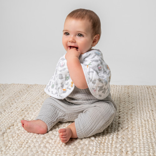 EBBC10023 4 burpy bib alphabet animals.jpg