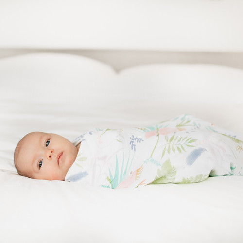ESWC10019 ESWC20021J ESWC40016 ESWC40016B 3 essentials cotton muslin swaddle tropicalia.jpg