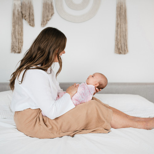 EMSC50012B 3 essentials cotton muslin swaddle damsel.jpg