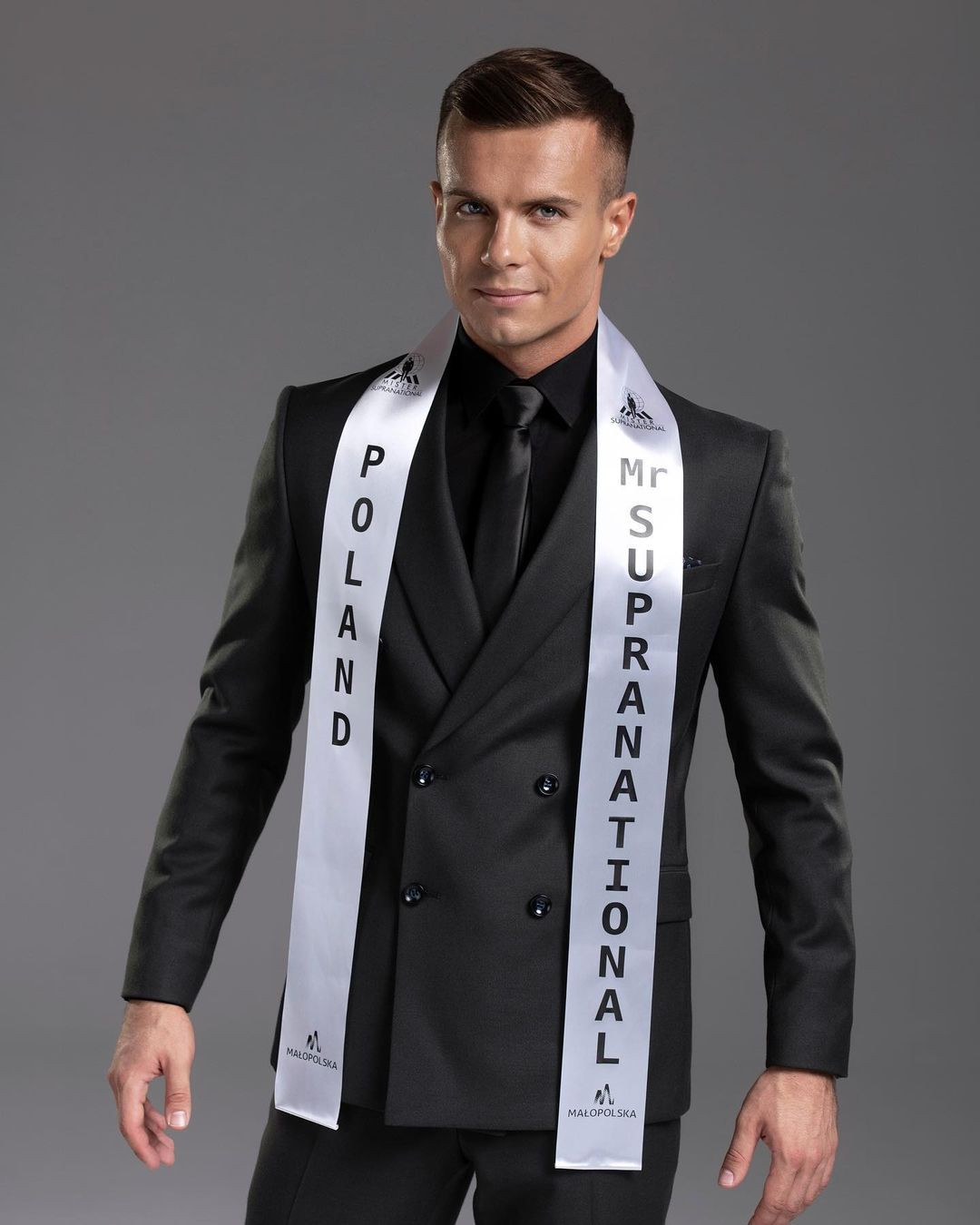 official de candidatos a mister supranational 2021. final: 22 de agosto. - Página 2 R5rXiG