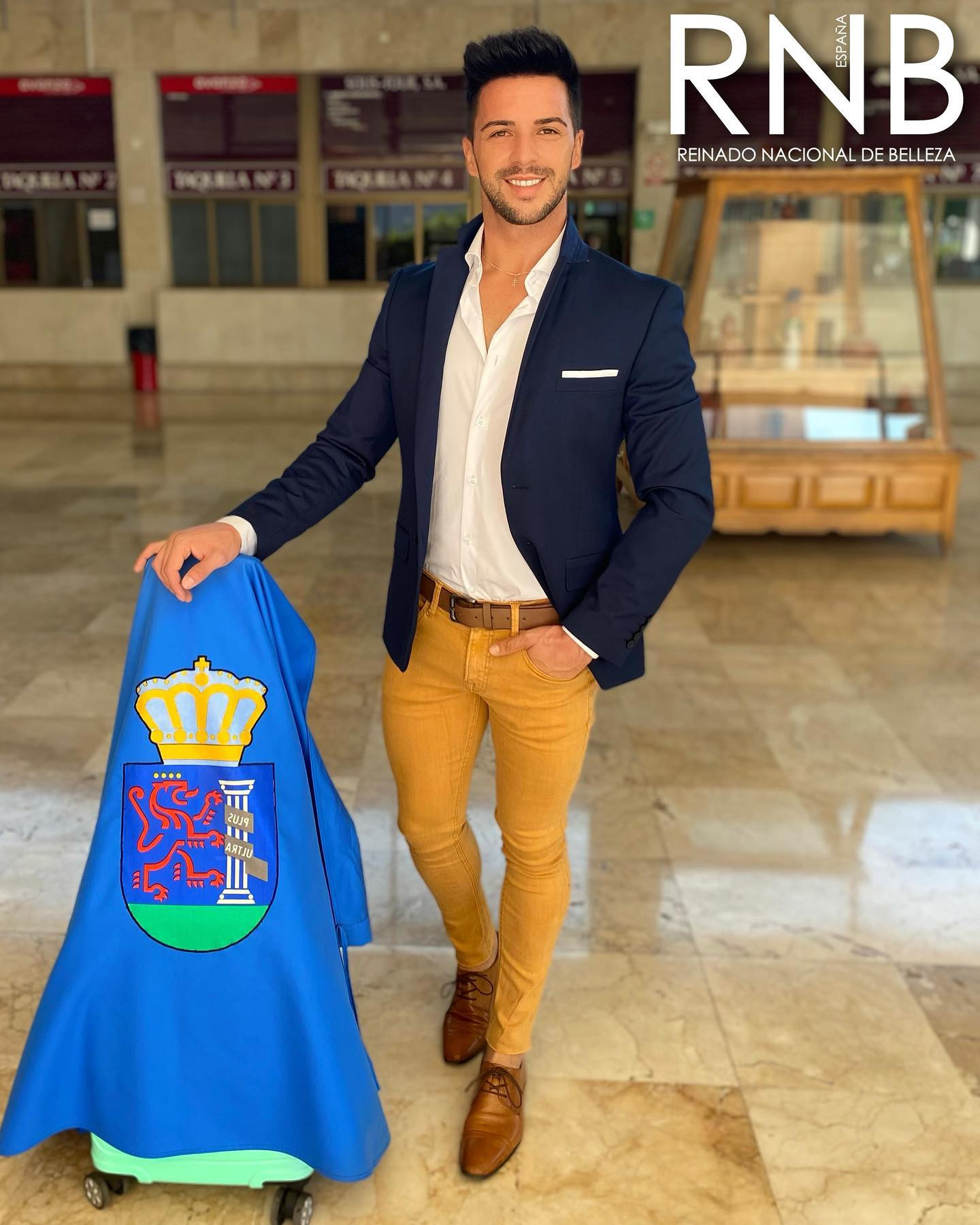 valladolid vence mr international spain 2021. - Página 8 RUDzxI