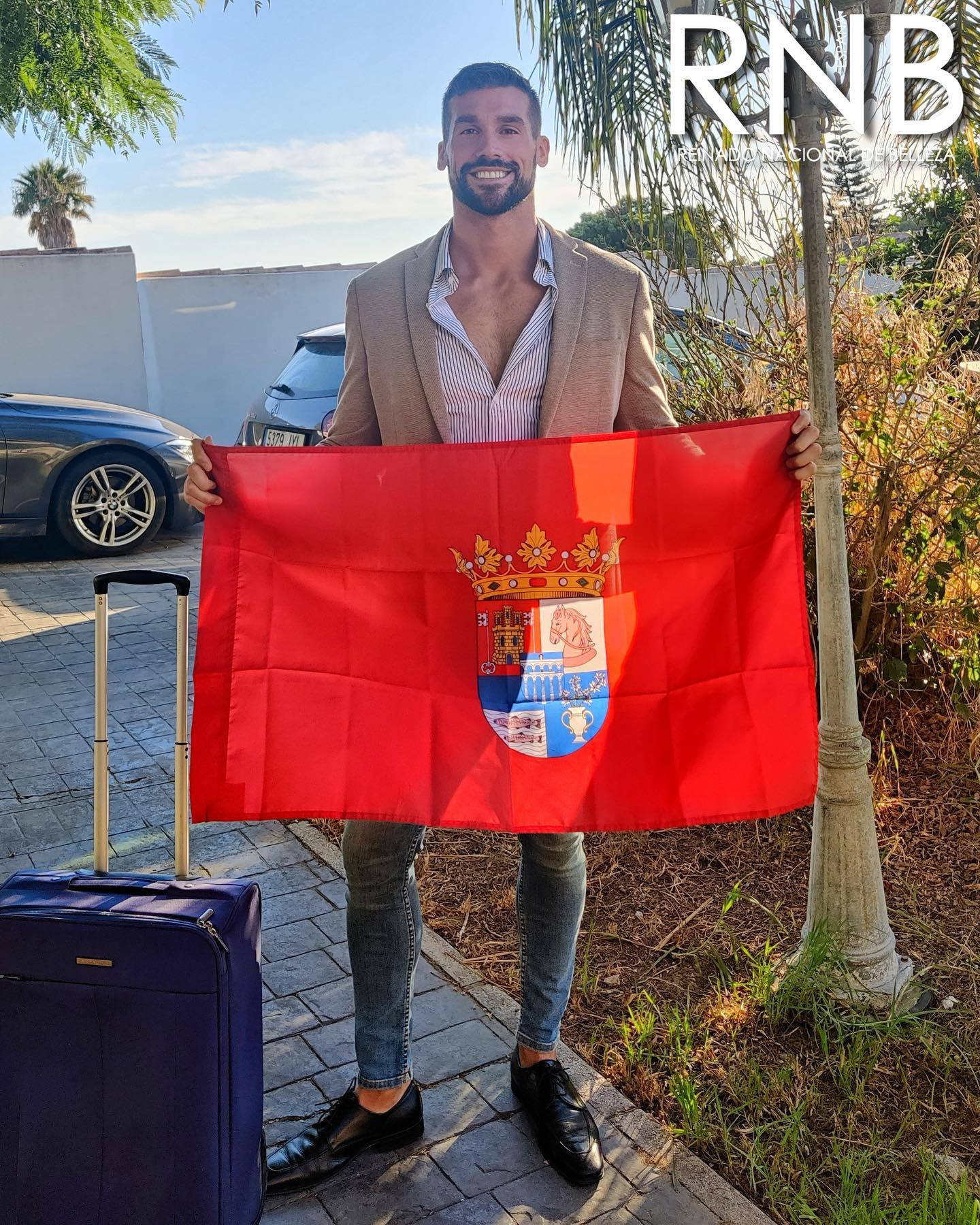 valladolid vence mr international spain 2021. - Página 10 RUbEpR