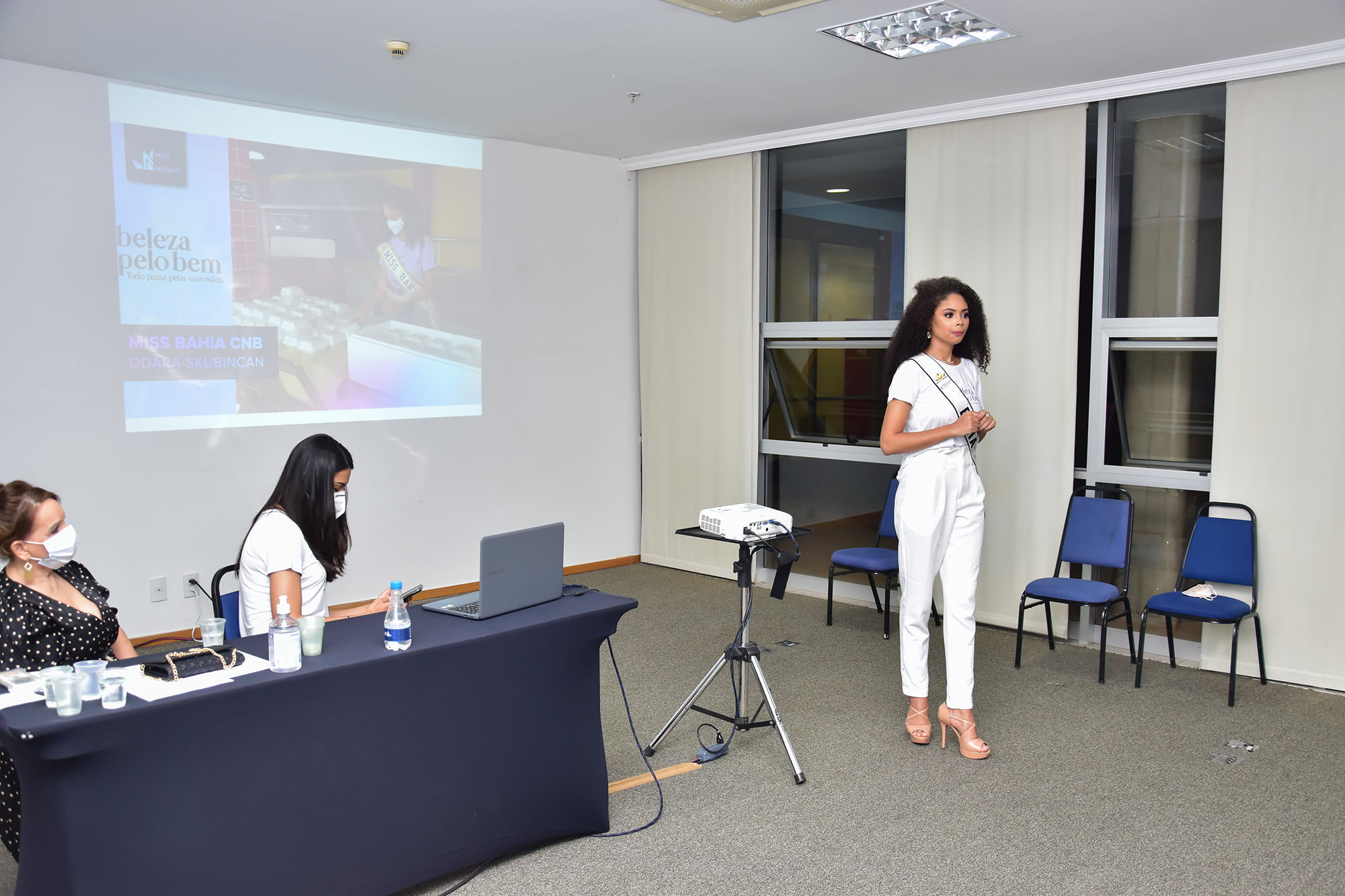 fast tracks de miss brasil mundo 2020-2021. - Página 11 RlifPS