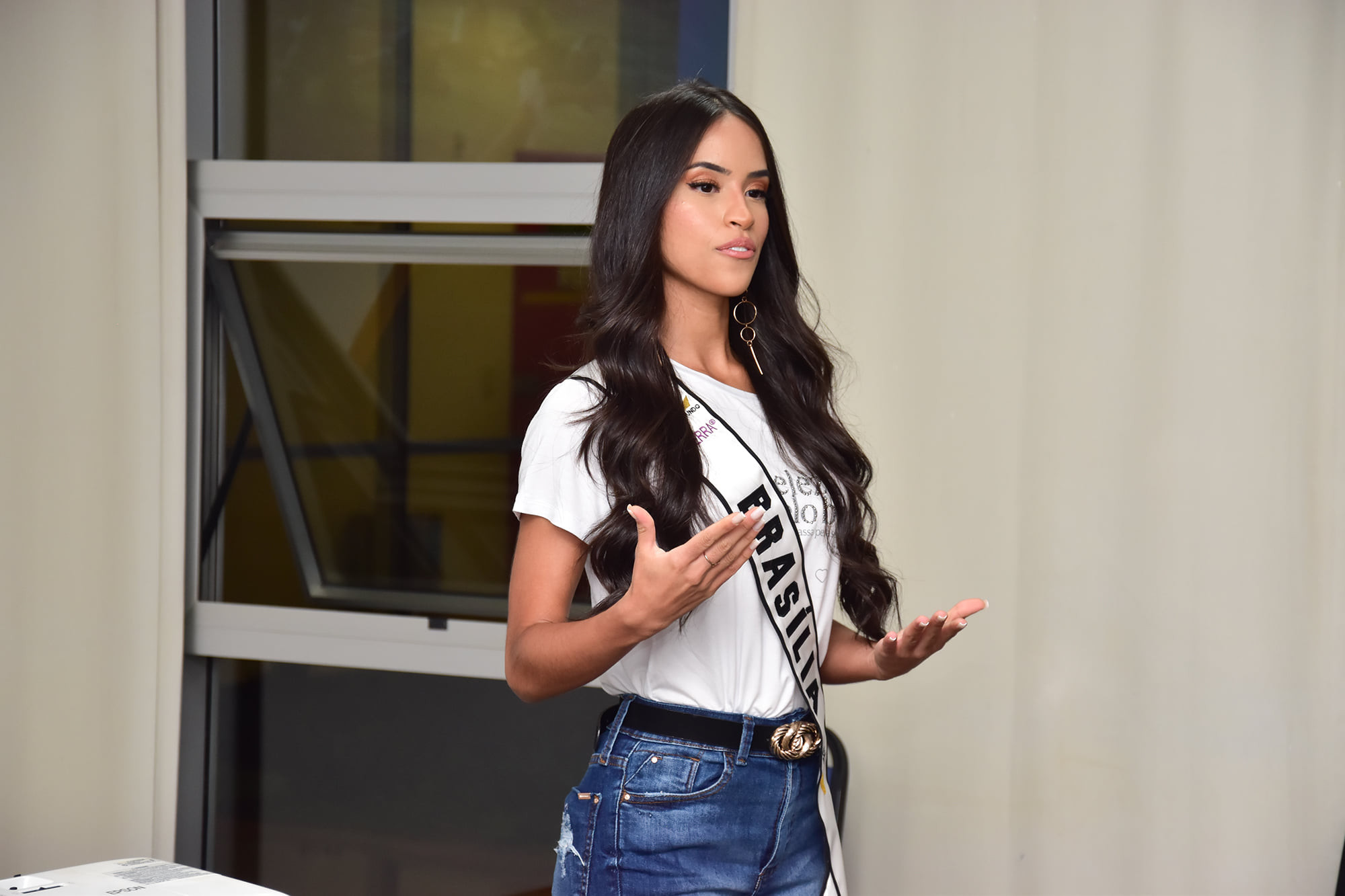 fast tracks de miss brasil mundo 2020-2021. - Página 11 RlizAb