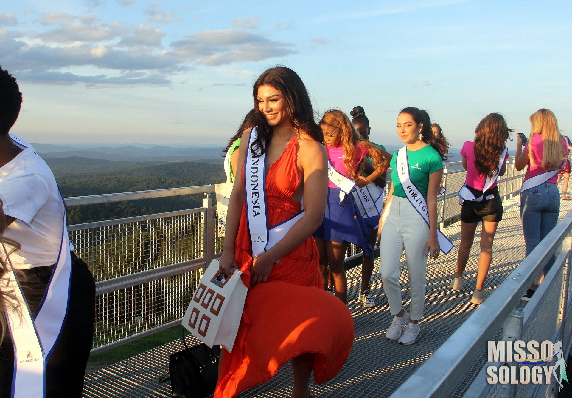 candidatas a miss supranational 2021: final: 21 de agosto. - Página 33 RuYCKP