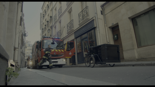 Notre Dame.On.Fire.2022.UHD.BluRay.REMUX.2160p.HEVC.TrueHD7.1.Atmos HDS.mkv 20220727 202635.741.png