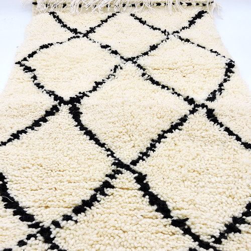 Moroccan Rug MR300B1.jpg