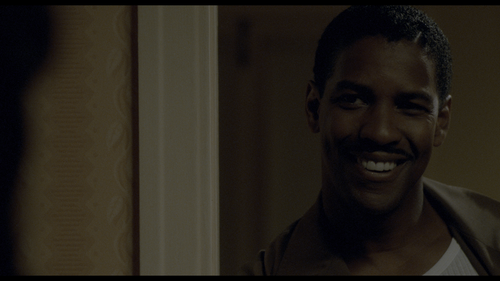 Devil.in.a.Blue.Dress.1995.UHD.BluRay.REMUX.2160p.HEVC.DTS HD.MA5.1 HDS.mkv 20220728 165408.789.png