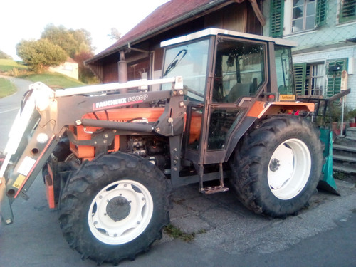 63821D37 83AC 464E 80DC 303AF52FACA7.jpg