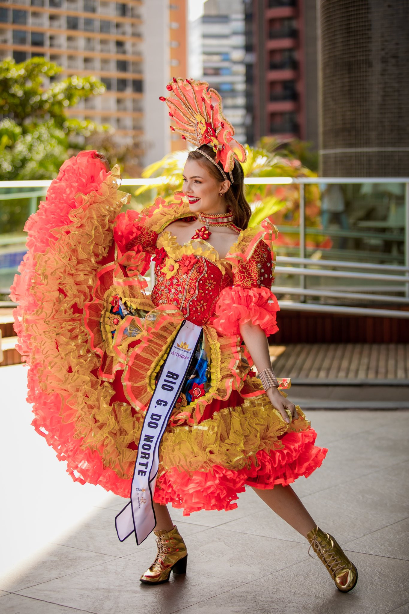 vencedora de traje regional de miss brasil mundo 2022: miss santa catarina. - Página 5 SQFU2s