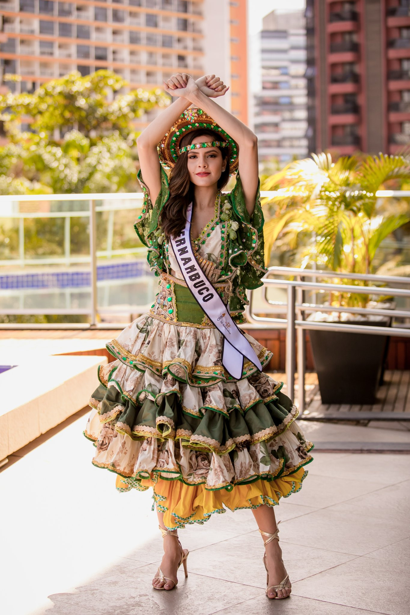 vencedora de traje regional de miss brasil mundo 2022: miss santa catarina. - Página 4 SQFd1n