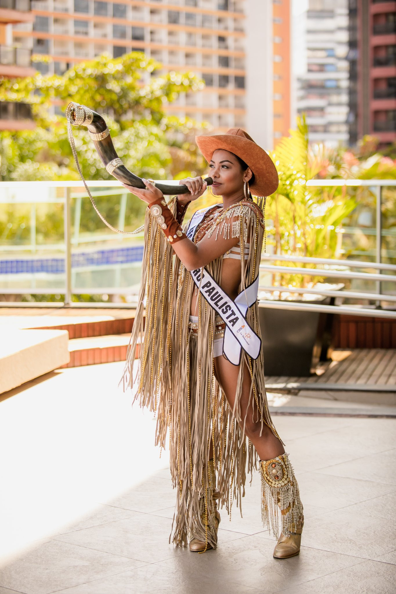 vencedora de traje regional de miss brasil mundo 2022: miss santa catarina. - Página 5 SQFwIp