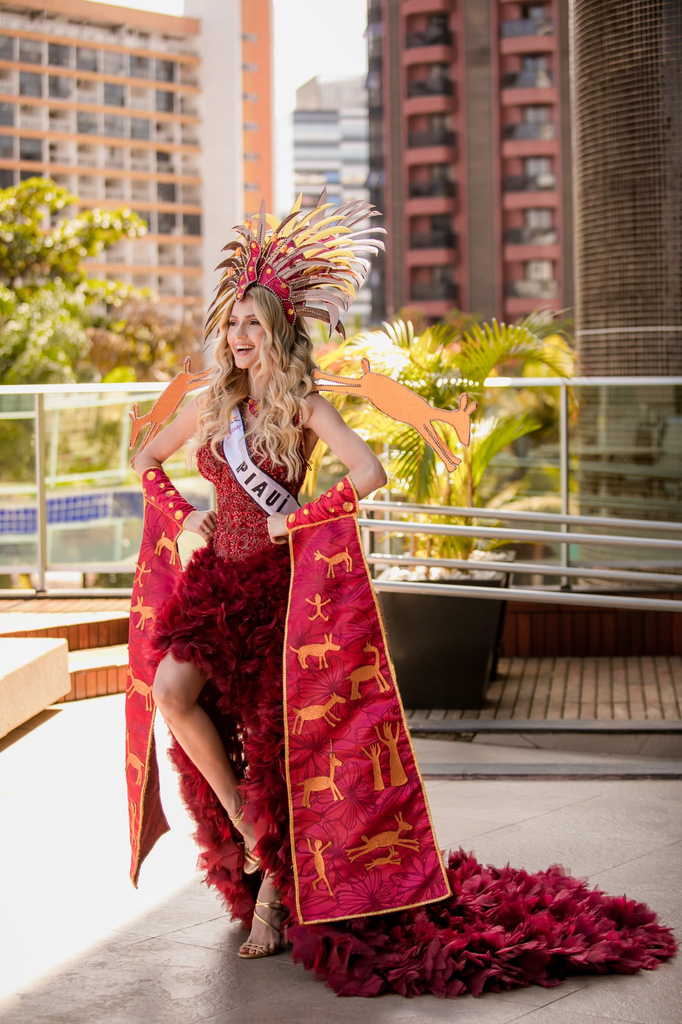 vencedora de traje regional de miss brasil mundo 2022: miss santa catarina. - Página 4 SQFzB9