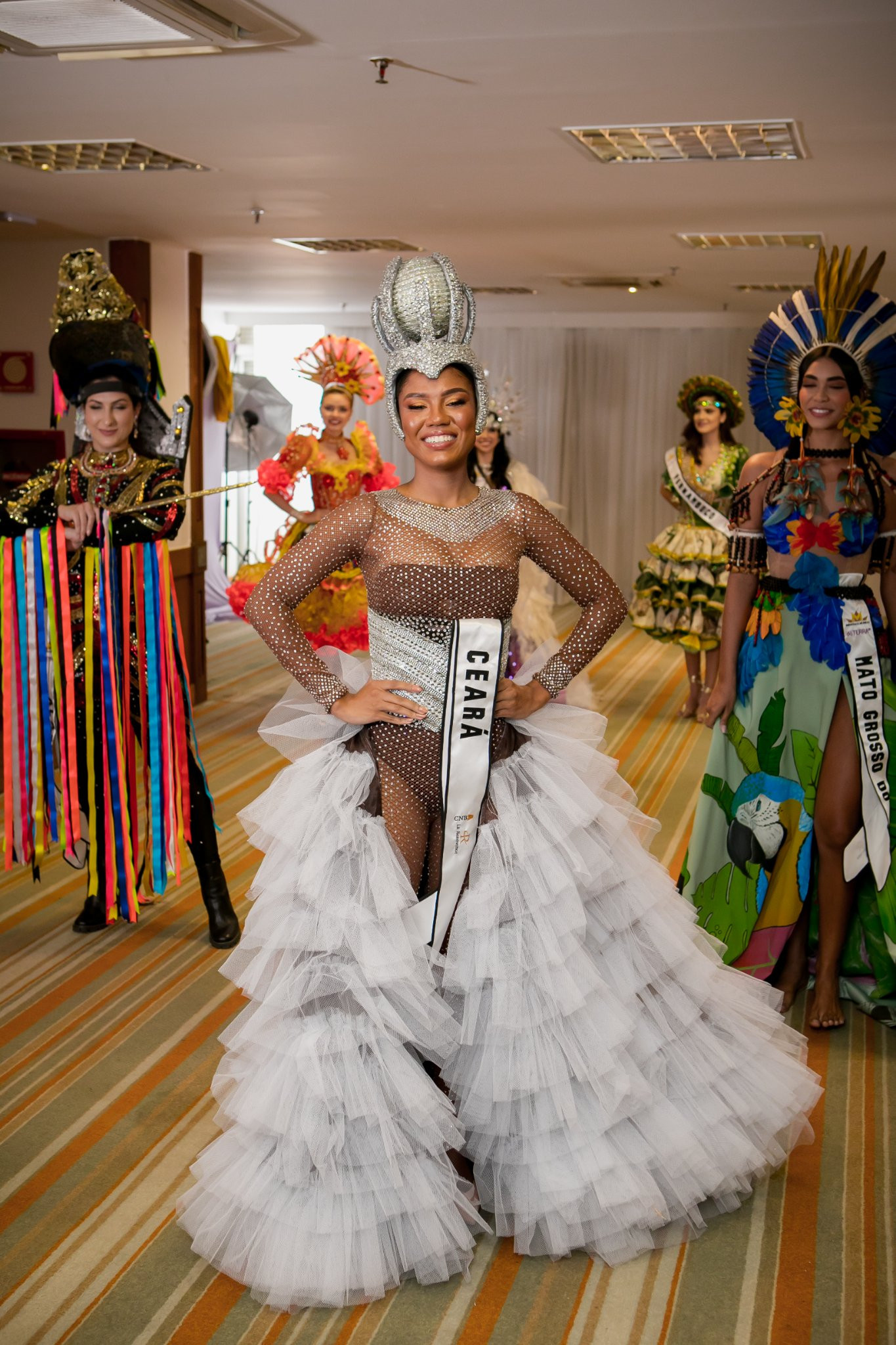 vencedora de traje regional de miss brasil mundo 2022: miss santa catarina. - Página 6 SQKVM7
