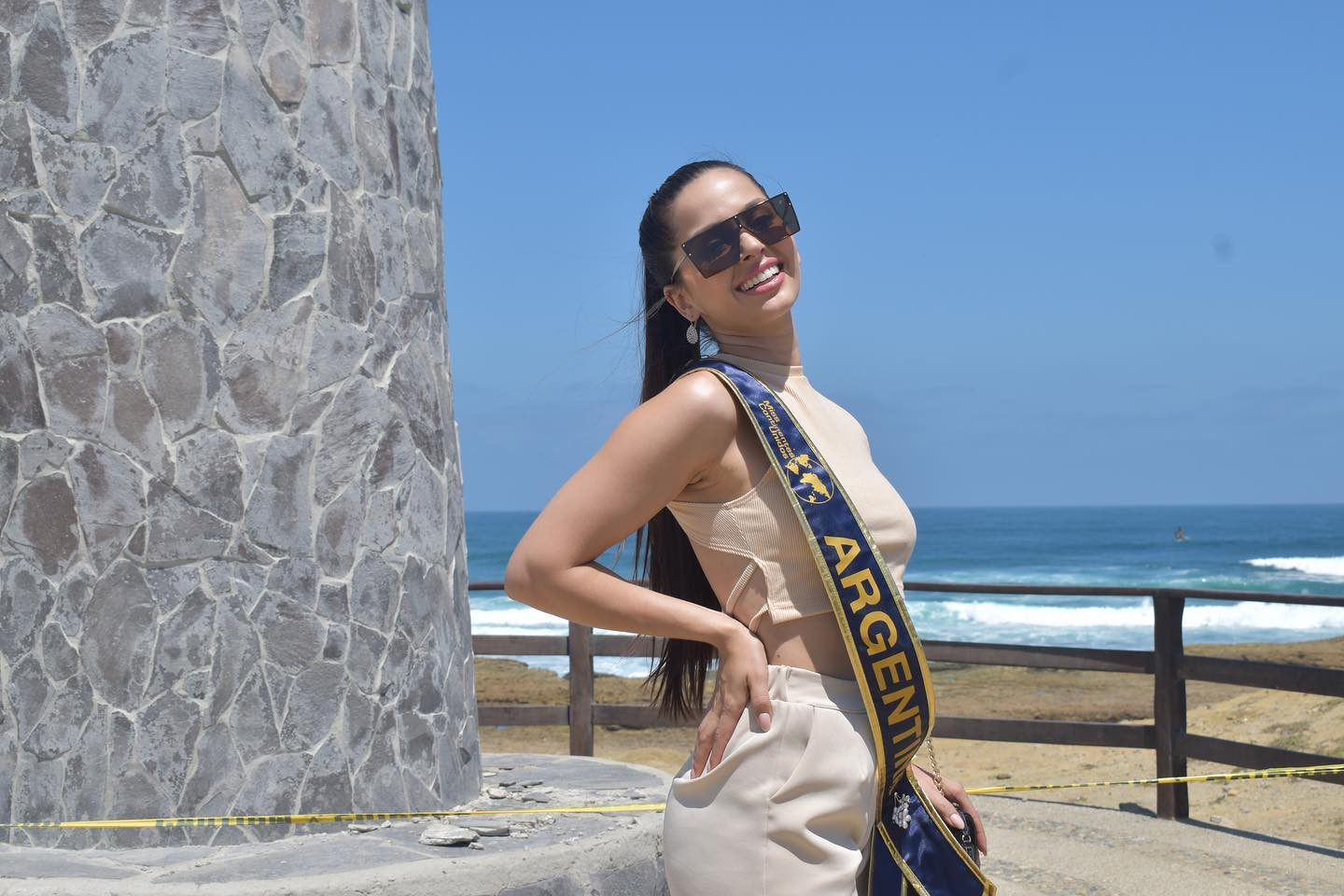 candidatas a miss continentes unidos 2022. final: 6 agosto. - Página 22 SURnkv