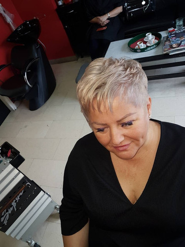 41406012 1177887475700047 9206649375529369600 n.jpg