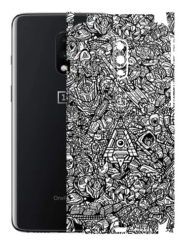 OnePlus 7 MonocromeBots.jpg