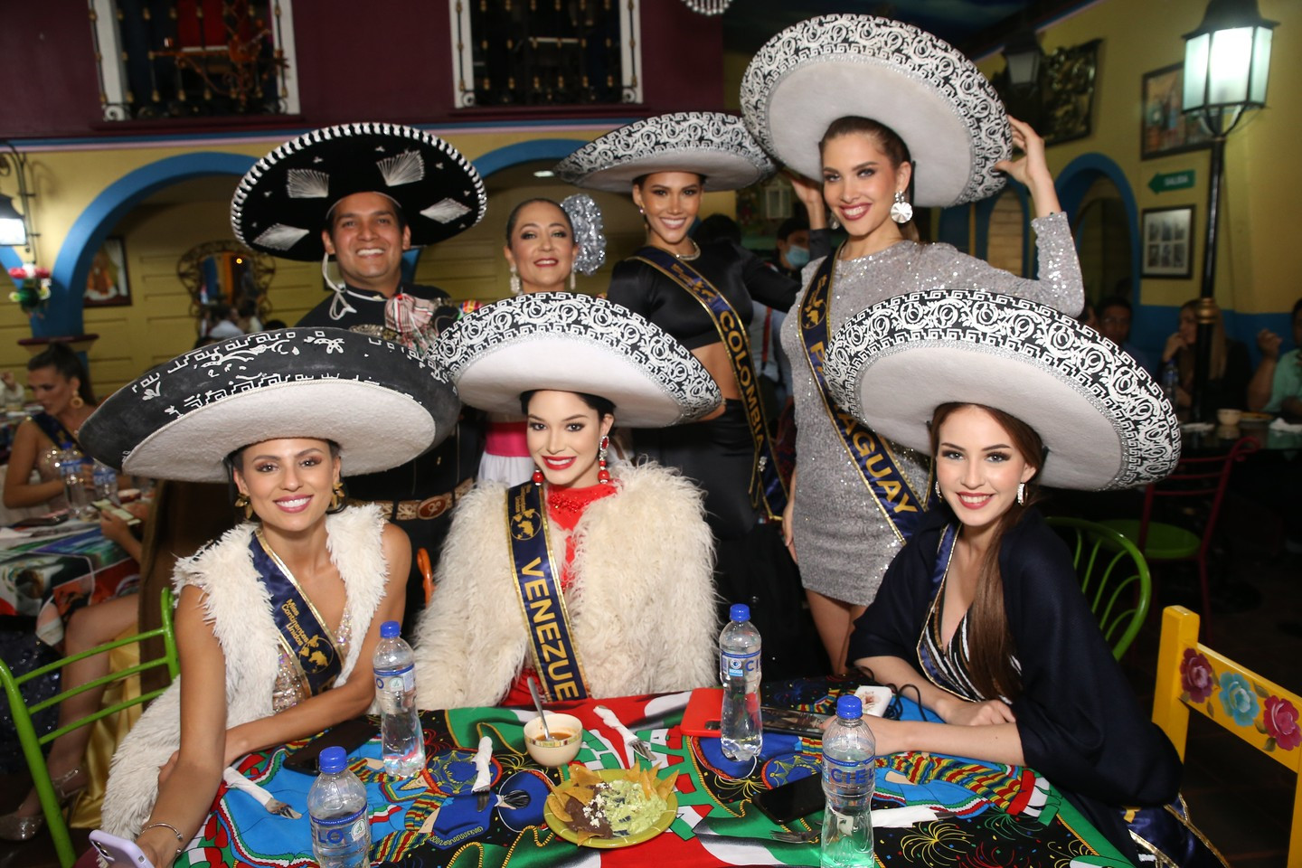 candidatas a miss continentes unidos 2022. final: 6 agosto. - Página 21 SvVMba