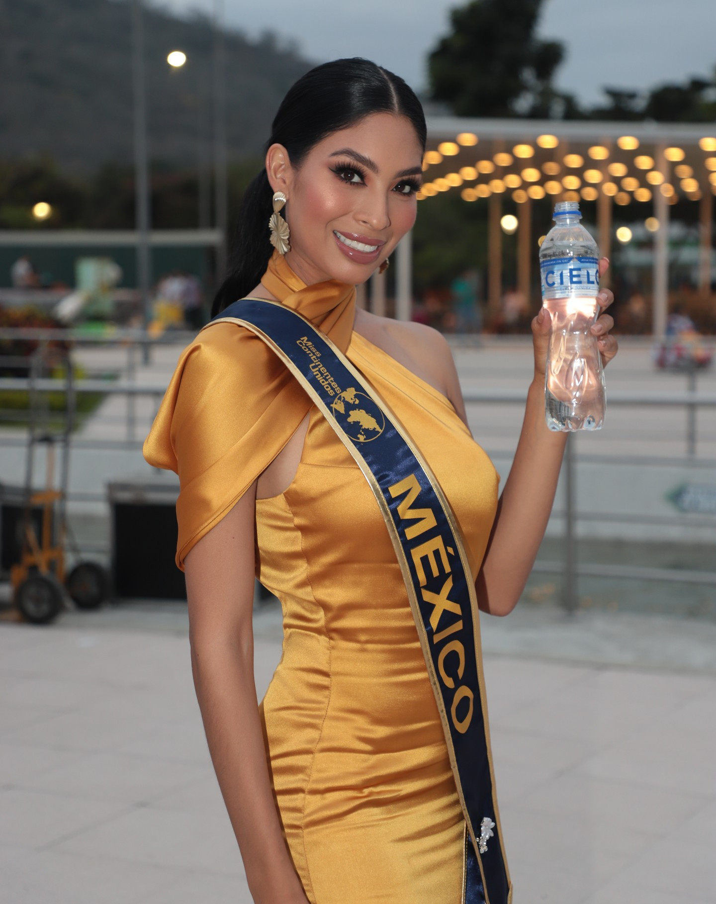 candidatas a miss continentes unidos 2022. final: 6 agosto. - Página 17 Swjxwv