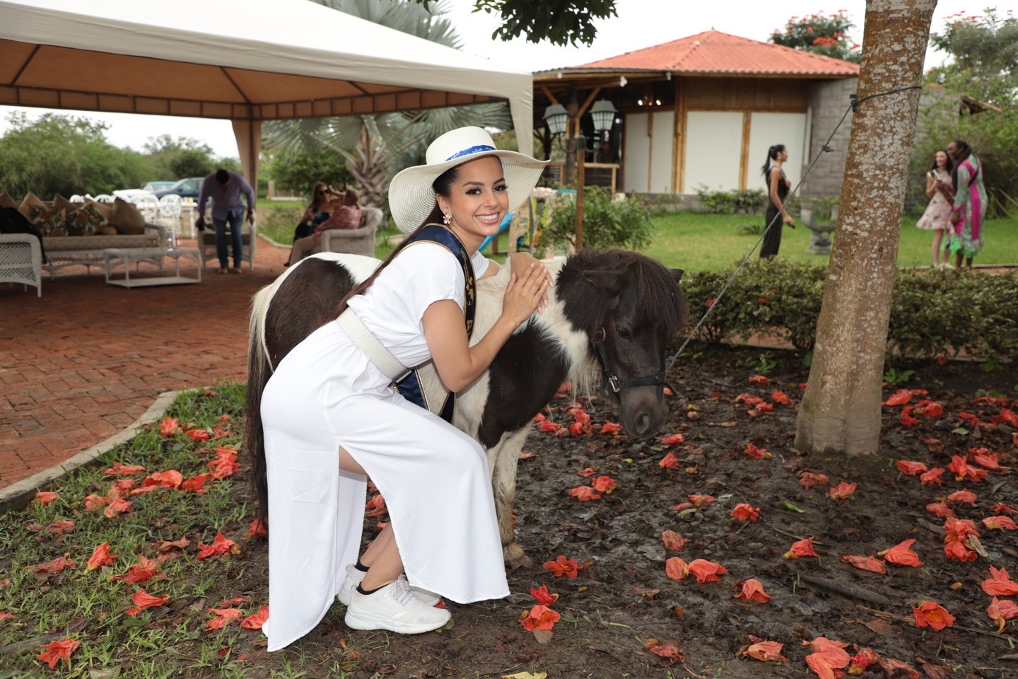 candidatas a miss continentes unidos 2022. final: 6 agosto. - Página 32 U2XN4I